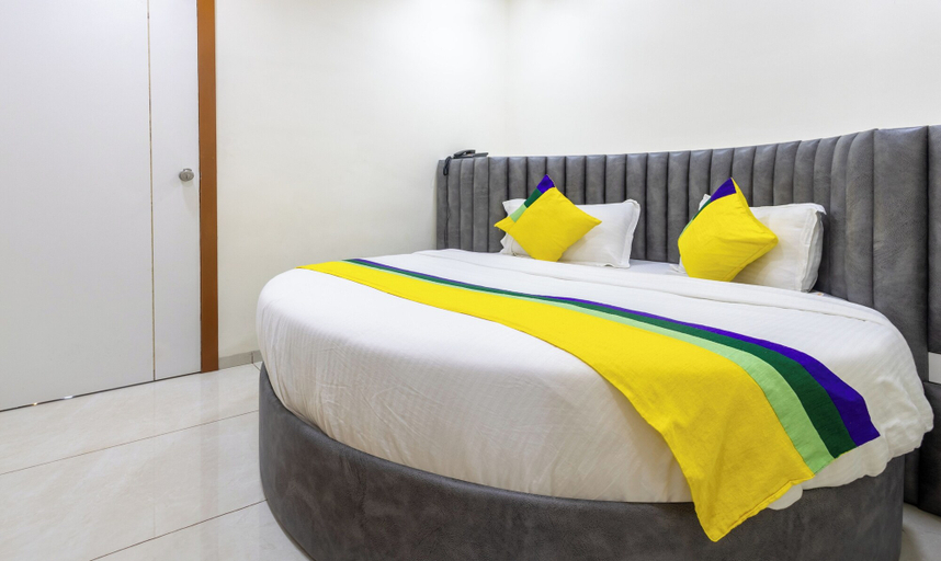 Bedroom 3, Itsy Hotels Signature, Nehru Nagar, Ahmadabad