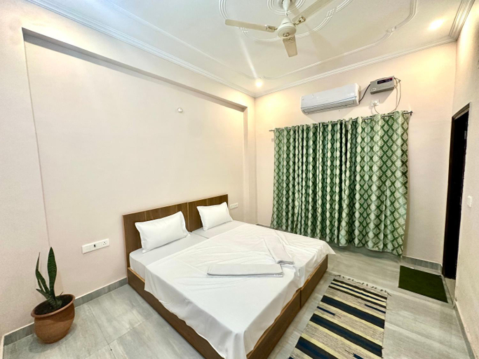 Others 4, Tantrika home, Garhwal