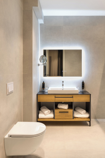 Bathroom 5, Mercure Tirana, Tiranës