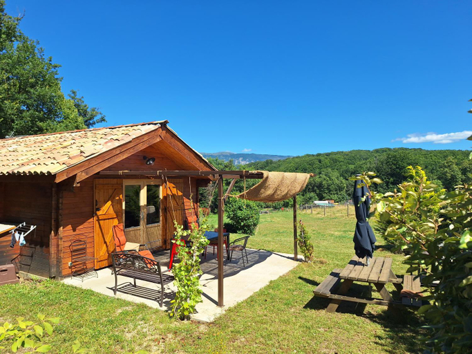 Chalets du Bois de Vache, Drôme