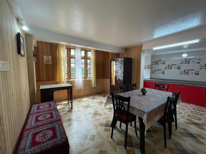 Others 2, Mountain Manor Homestay, Darjiling