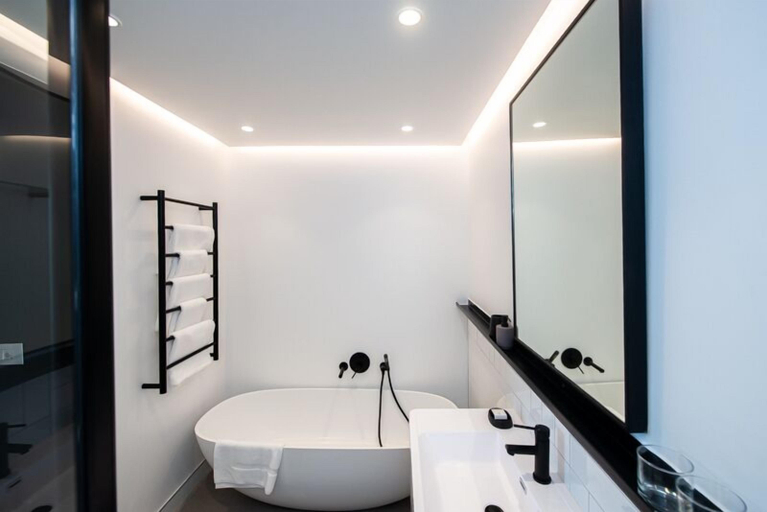 Bathroom 5, Latitude Aparthotel, City of Cape Town