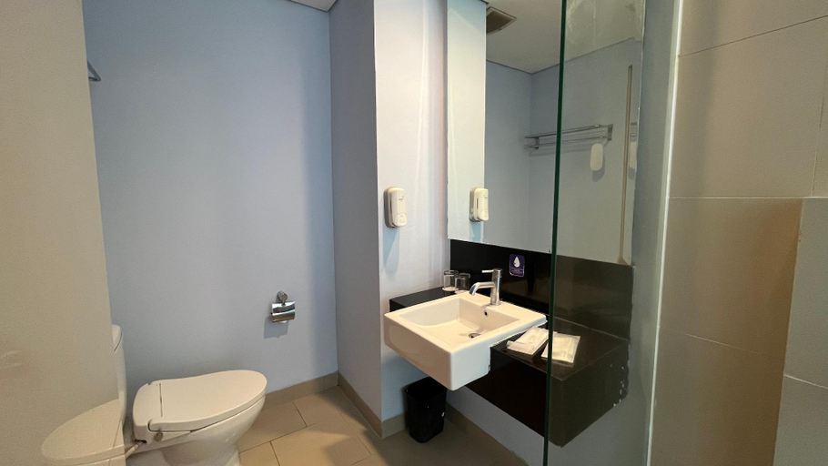 Bathroom 6