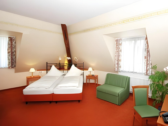 Bedroom 14