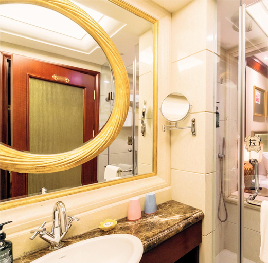 Bathroom 3, Dalian Dynasty International Hotel, Dalian
