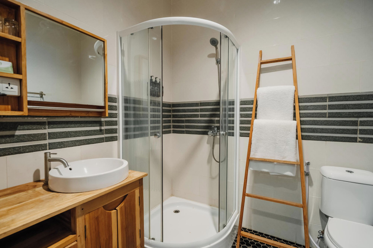 Bathroom 3