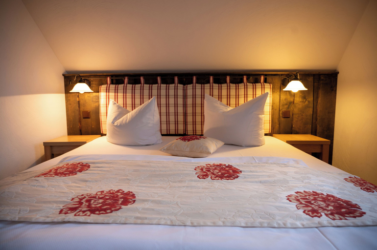 Bedroom 5, Landhotel Jann Hinsch Hof, Celle