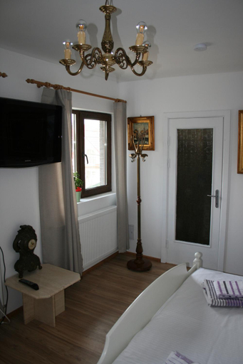 Others 4, Colev Rooms, Focsani