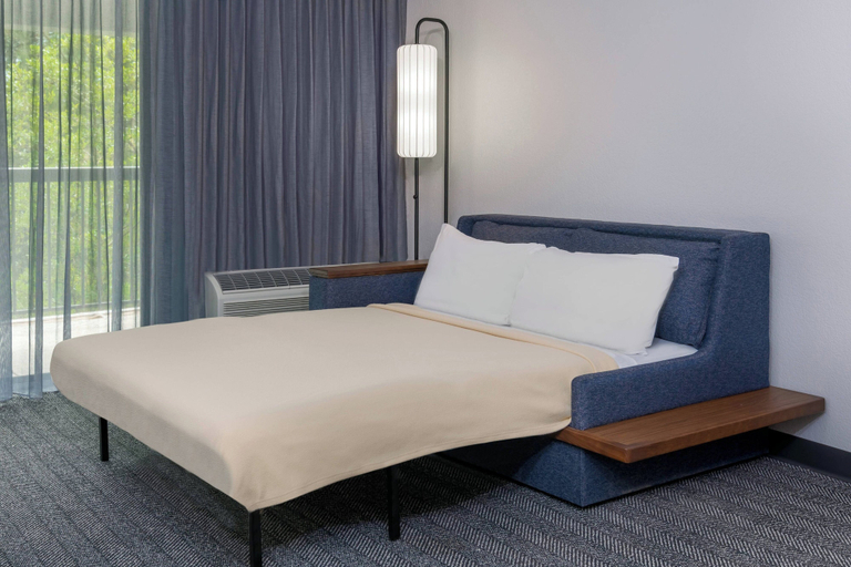 Bedroom 4, Courtyard by Marriott Tallahassee North/I-10 Capital Circle, Leon