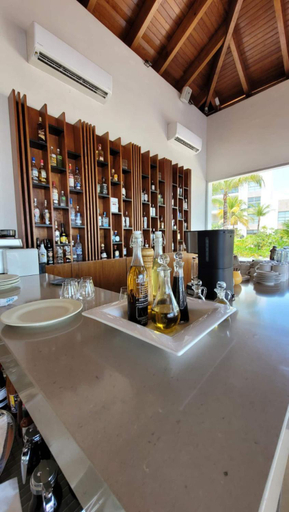 Food & Drinks 5, Cancun Condo La Amada Luxury Frente Al Mar Caribe, Isla Mujeres