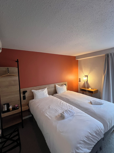 Bedroom 4, Sure Hotel by Best Western Nimes Est, Gard