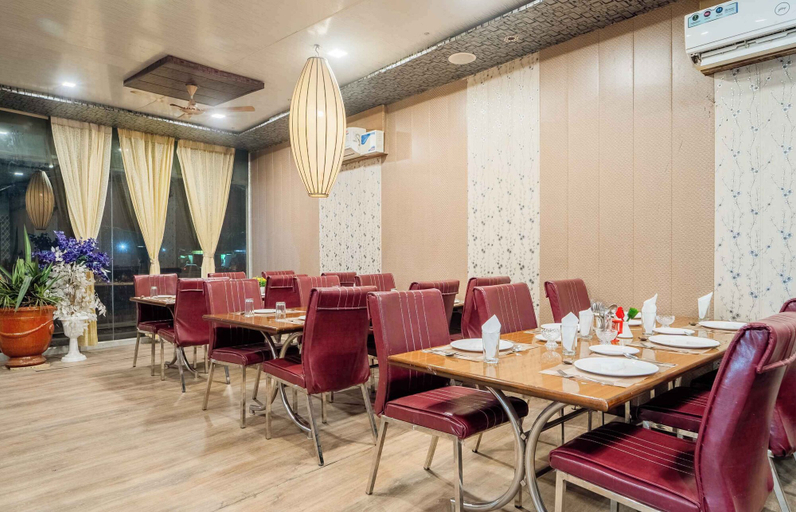 Food & Drinks 5, The Royal Paradise Resort and Salt Yard, Ajmer