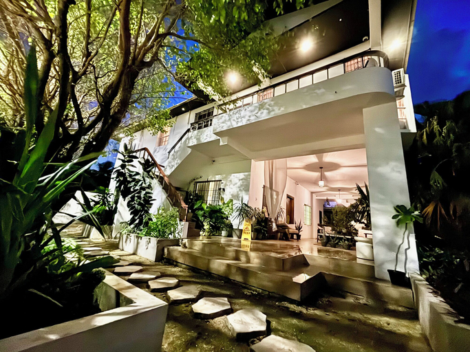 Exterior & Views 2, Stylish Apartments in Belize City
