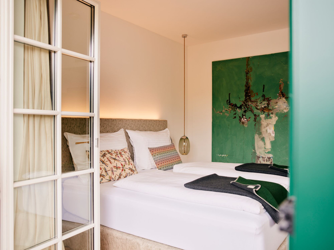 Bedroom 3, TAUROA Seehotel Grundlsee, Liezen