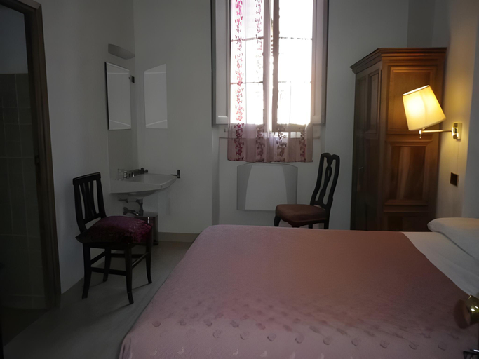 Bedroom 14