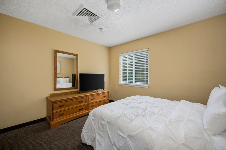 Bedroom 3, Affordable Suites Wilson, Wilson