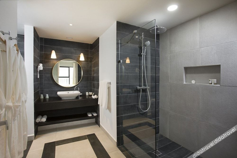 Bathroom 3, Delta Hotels by Marriott Antananarivo, Analamanga