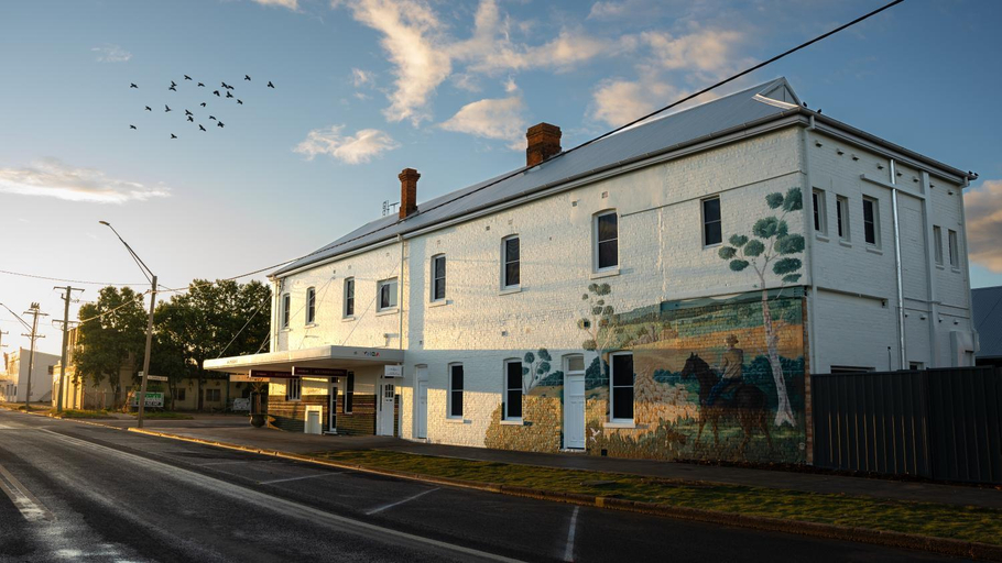 Exterior & Views 1, The Nyngan Hotel, Bogan