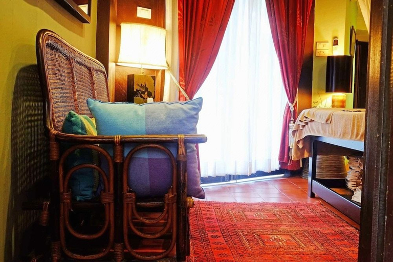 Zantiis Ndol Villas, Muak Lek