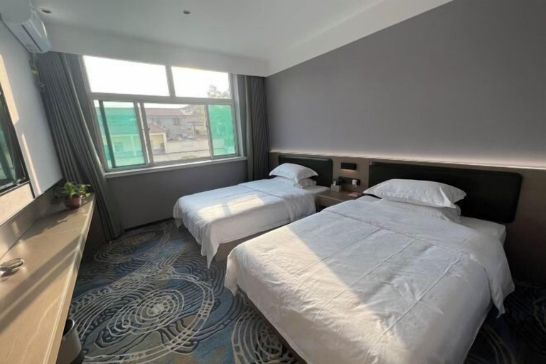 Bedroom 3, Xiang Qiu Hotel, Changzhi