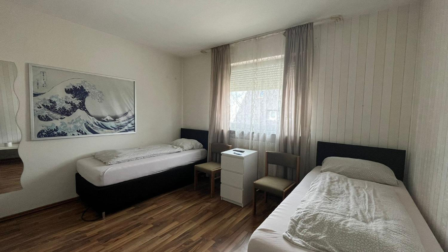 Bedroom 3, Pension Highway Vinckestraße, Herford