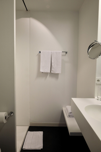 Bathroom 5, D-Hotel, West-Vlaanderen