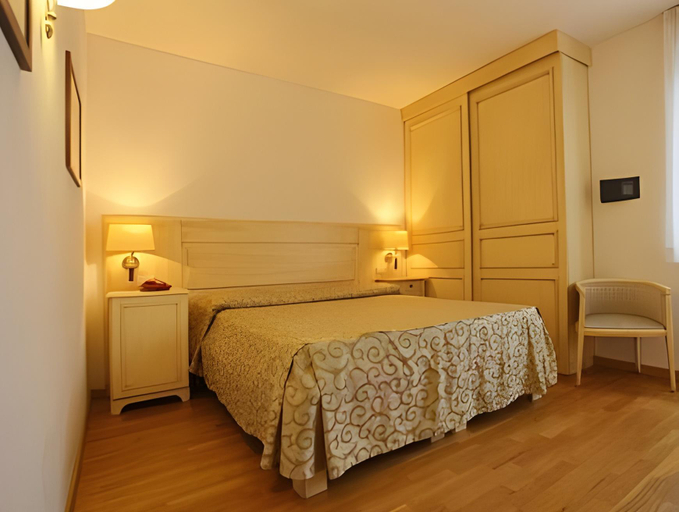 Bedroom 9