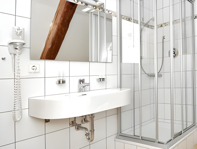Bathroom 9