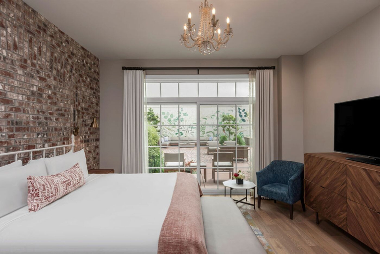Bedroom 3, The Piccolo at Paso Robles Inn, San Luis Obispo