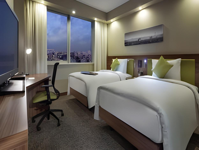 Bedroom 13