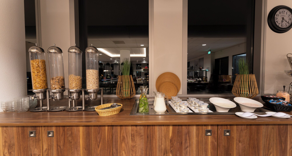 Food & Drinks 5, PLAZA Premium Almere, Almere