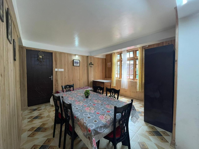 Others 3, Mountain Manor Homestay, Darjiling
