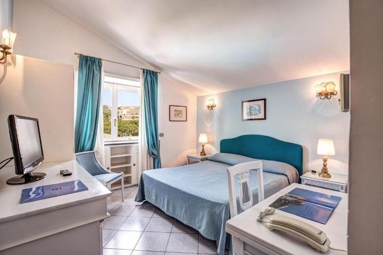Bedroom 4, Hotel Palatium Mari, Napoli