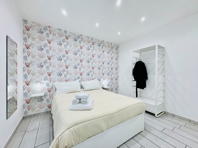 Bedroom 2, YourHome - Blue Marina Rooms, Napoli