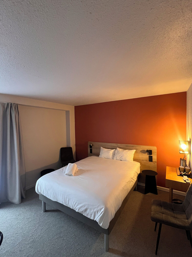 Bedroom 5, Sure Hotel by Best Western Nimes Est, Gard