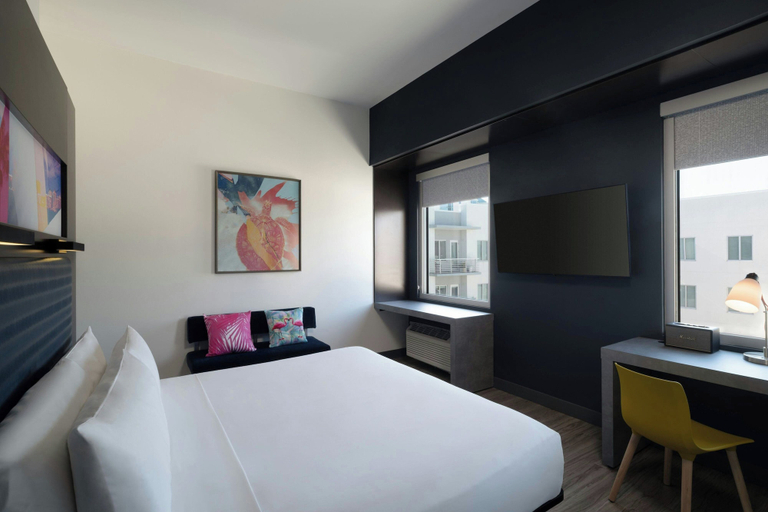 Bedroom 3, Aloft by Marriott Sarasota, Sarasota