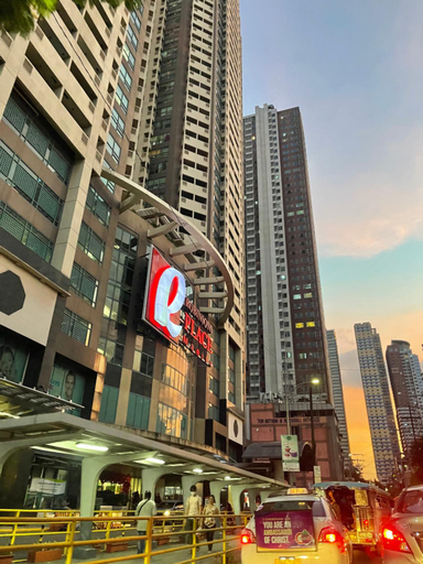 Exterior & Views 1, 8 Adriatico - 1 Bedroom with 1 Parking Space near SLMEC, PGH and US Embassy, Manila City