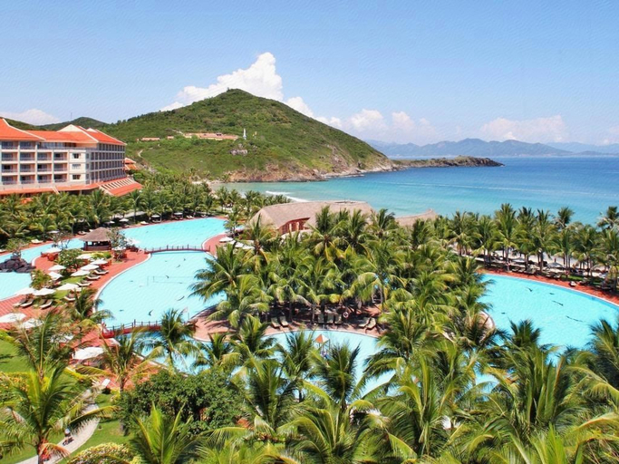Vinpearl Resort Nha Trang - Tap to explore photos