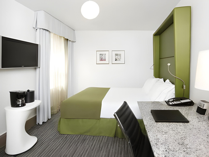 Bedroom 11