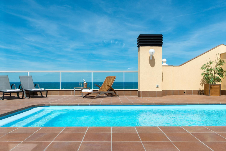 Sport & Beauty 2, Vista Infinita by ON Travel, Valencia
