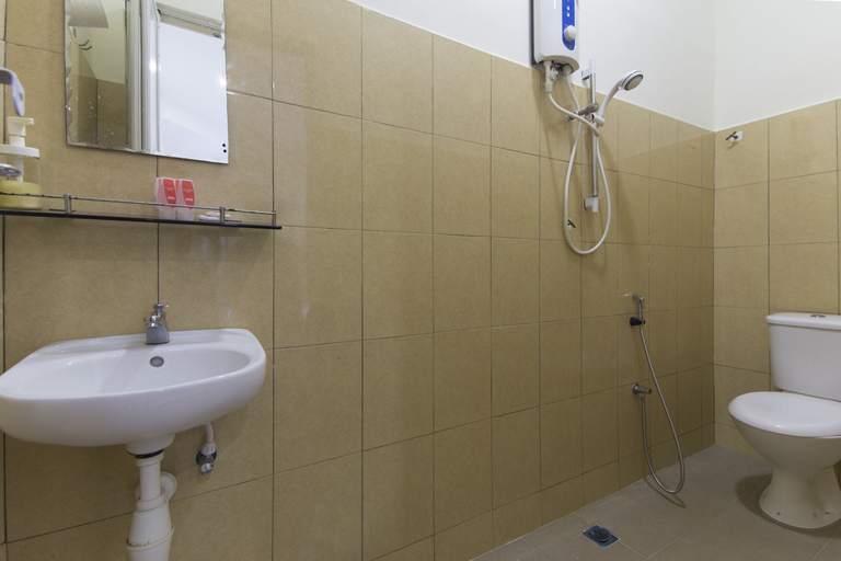 Bathroom 3, Hotel O Big C Motel, Langkawi