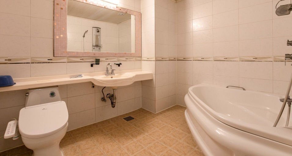 Bathroom 3, CLIO MOTEL, Gimpo