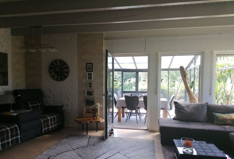 Living area 2, Donautal Comfortable Holiday Residence, Tuttlingen