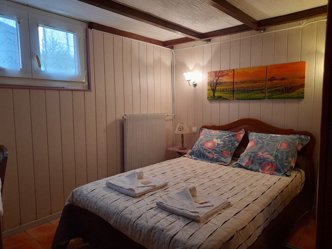 Bedroom 2, Le Clos des Epinettes, Loir-et-Cher