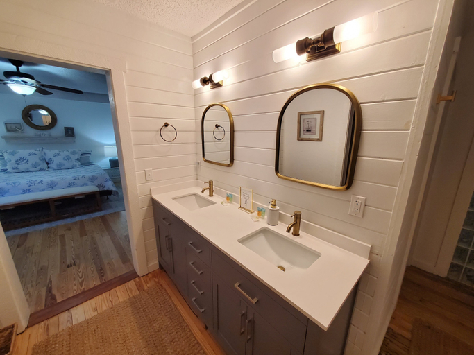 Bathroom 4, Coastal Bliss, Saint Johns