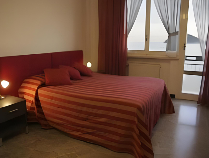 Bedroom 14