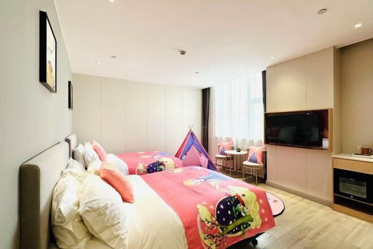Bedroom 12