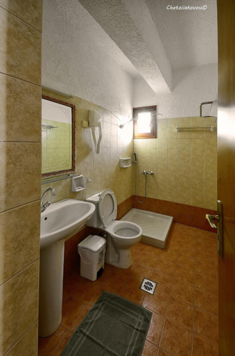 Bathroom 3, Agrilionas Beach Apartments, North Aegean