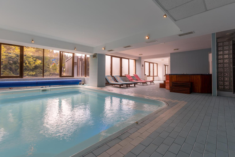 Sport & Beauty 2, Vila Pinul si Mesteacanul, Brasov