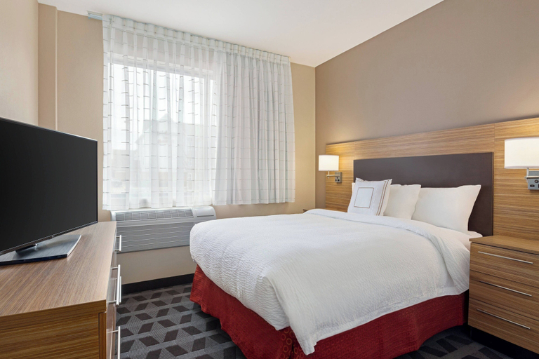 Bedroom 4, TownePlace Suites by Marriott Memphis Southaven, Desoto